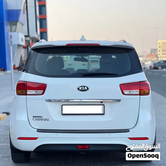Kia Carnival 2018 photo 4