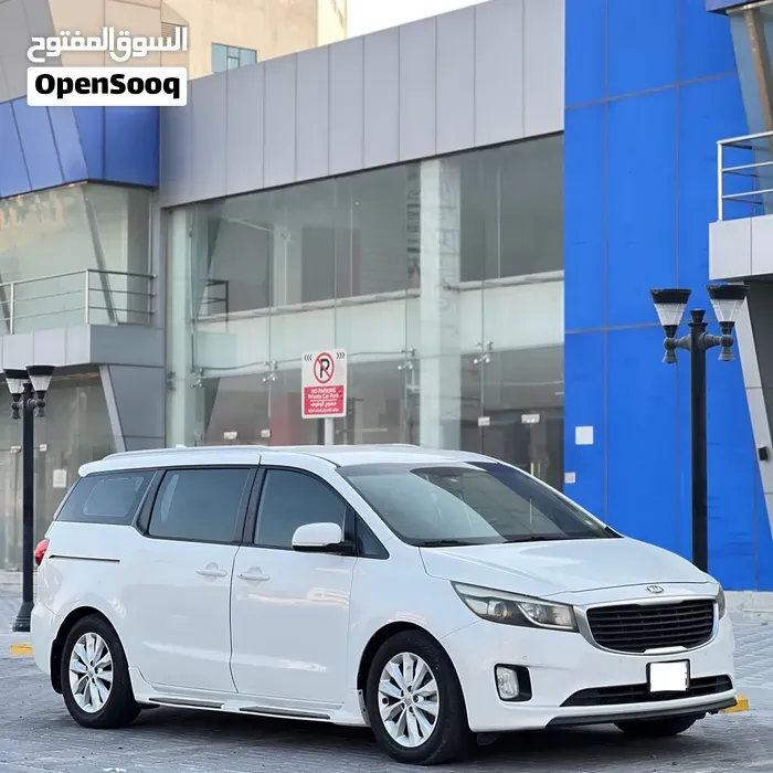 Kia Carnival 2018 photo 2