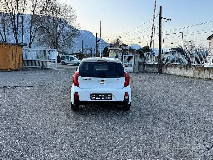 Kia Picanto 2016 photo 5
