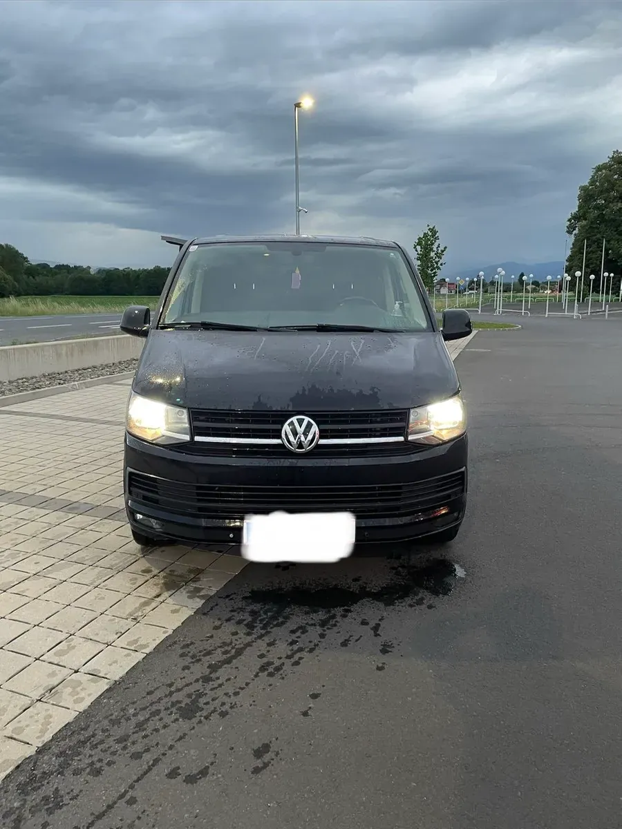 Volkswagen Multivan 2015 photo 3