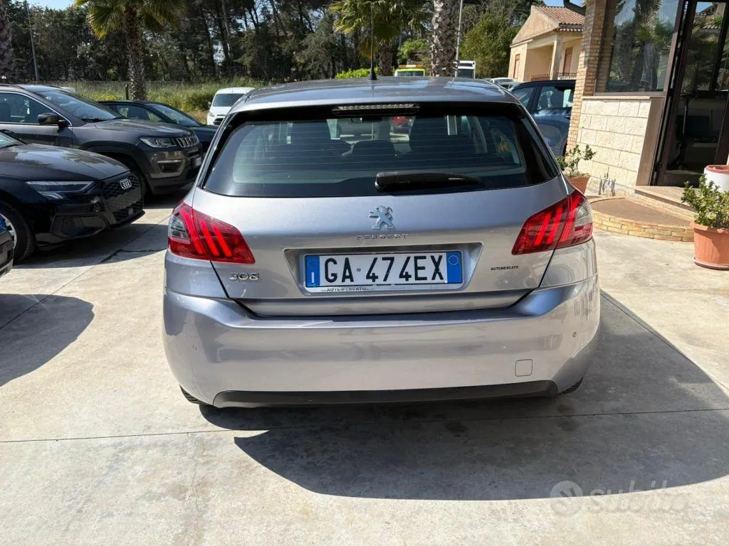 Peugeot 308 2019 photo 5
