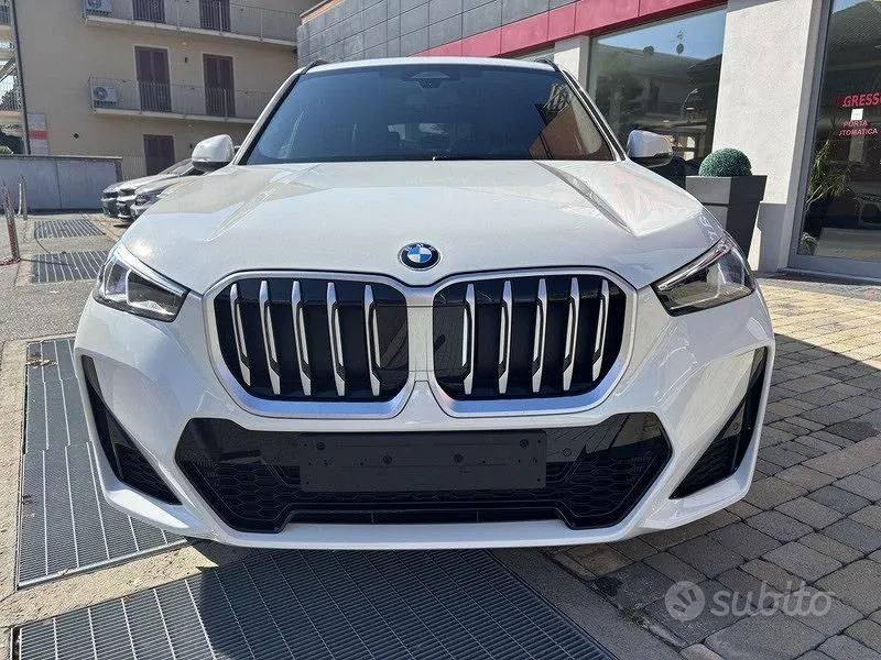 BMW X1 2025 photo 2