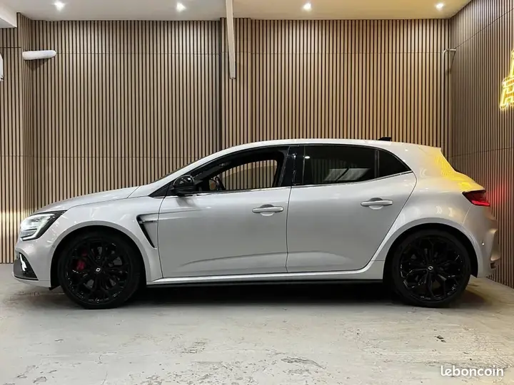 Renault Megane 2018 photo 3