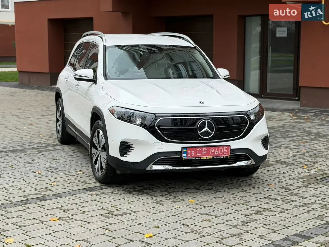 Mercedes-Benz Eqb