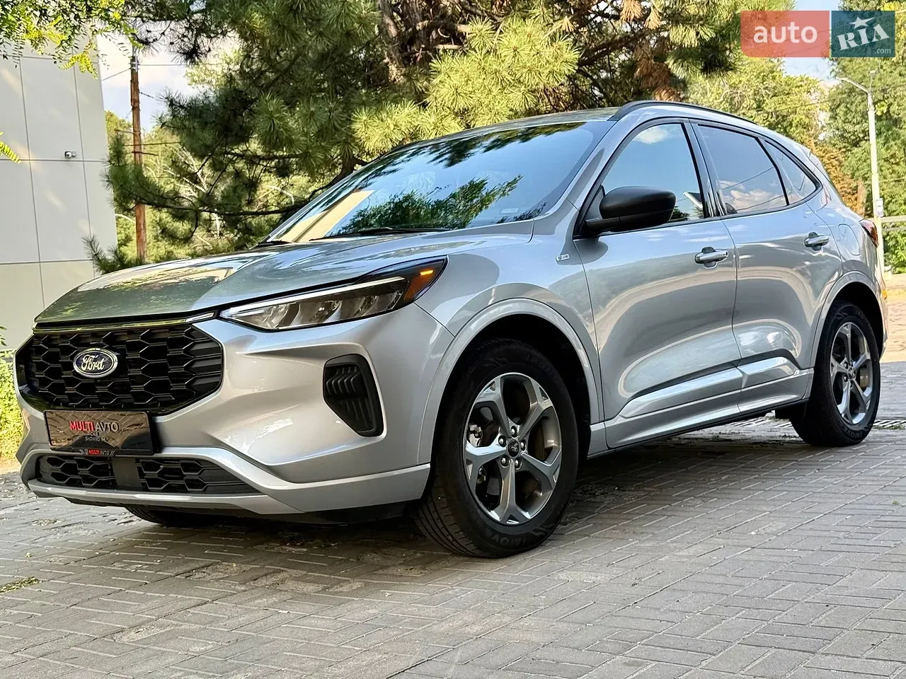 Ford Escape 2024 photo 2