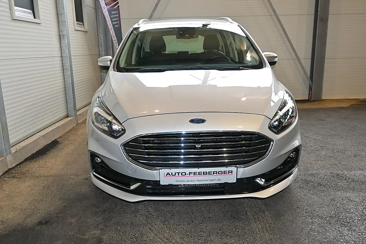 Ford Galaxy 2022 photo 2