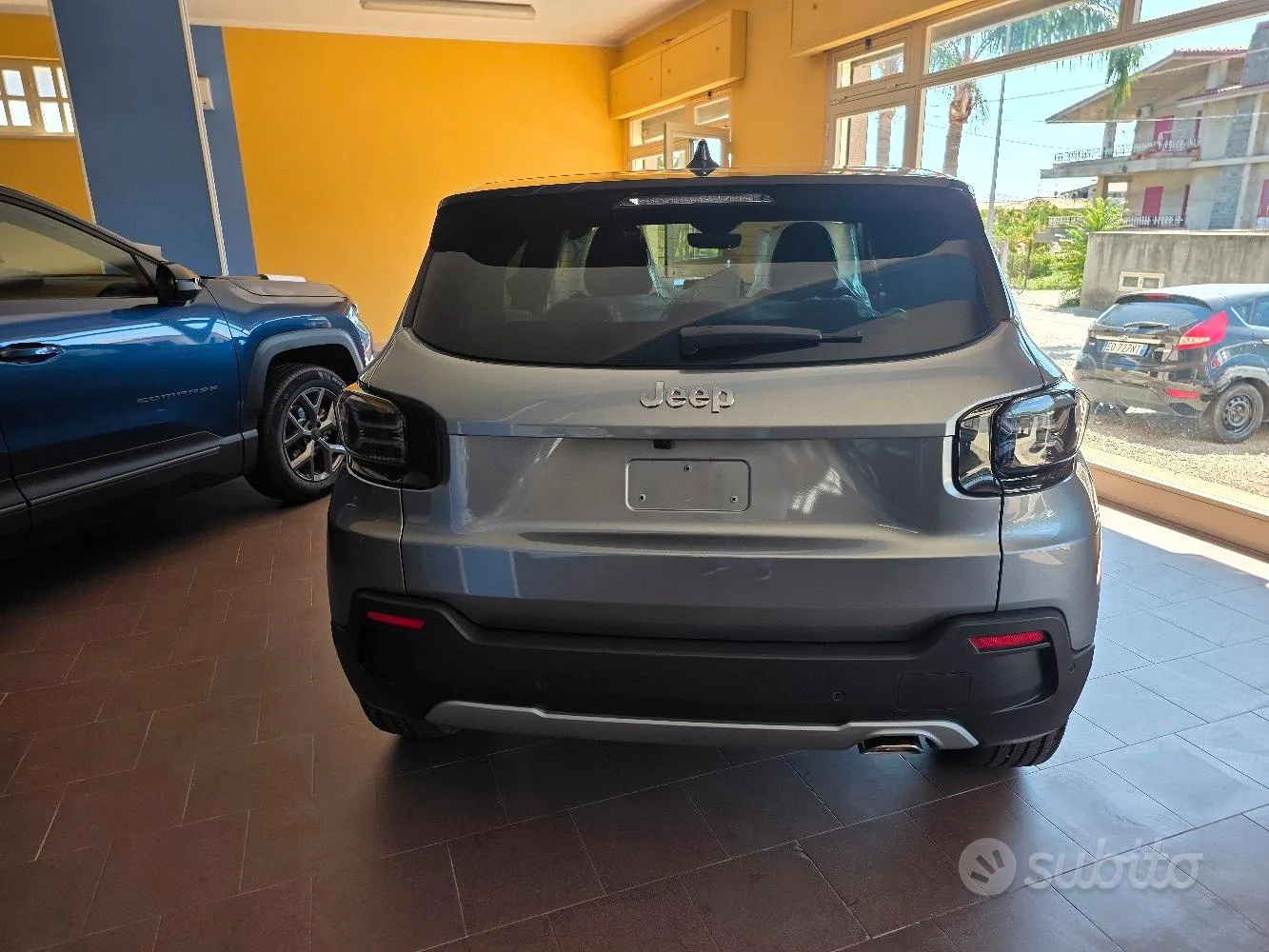 Jeep Avenger Summit 2026 photo 4