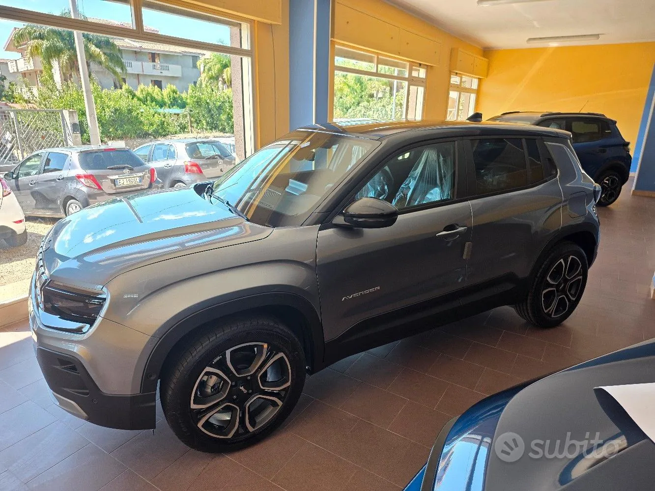 Jeep Avenger Summit 2026 photo 2