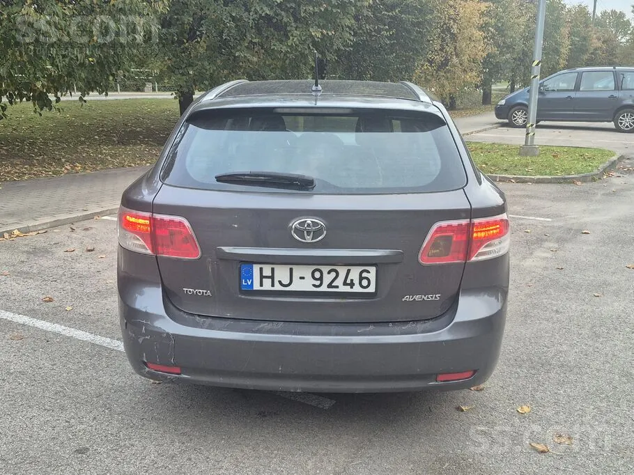 Toyota Avensis 2009 photo 3