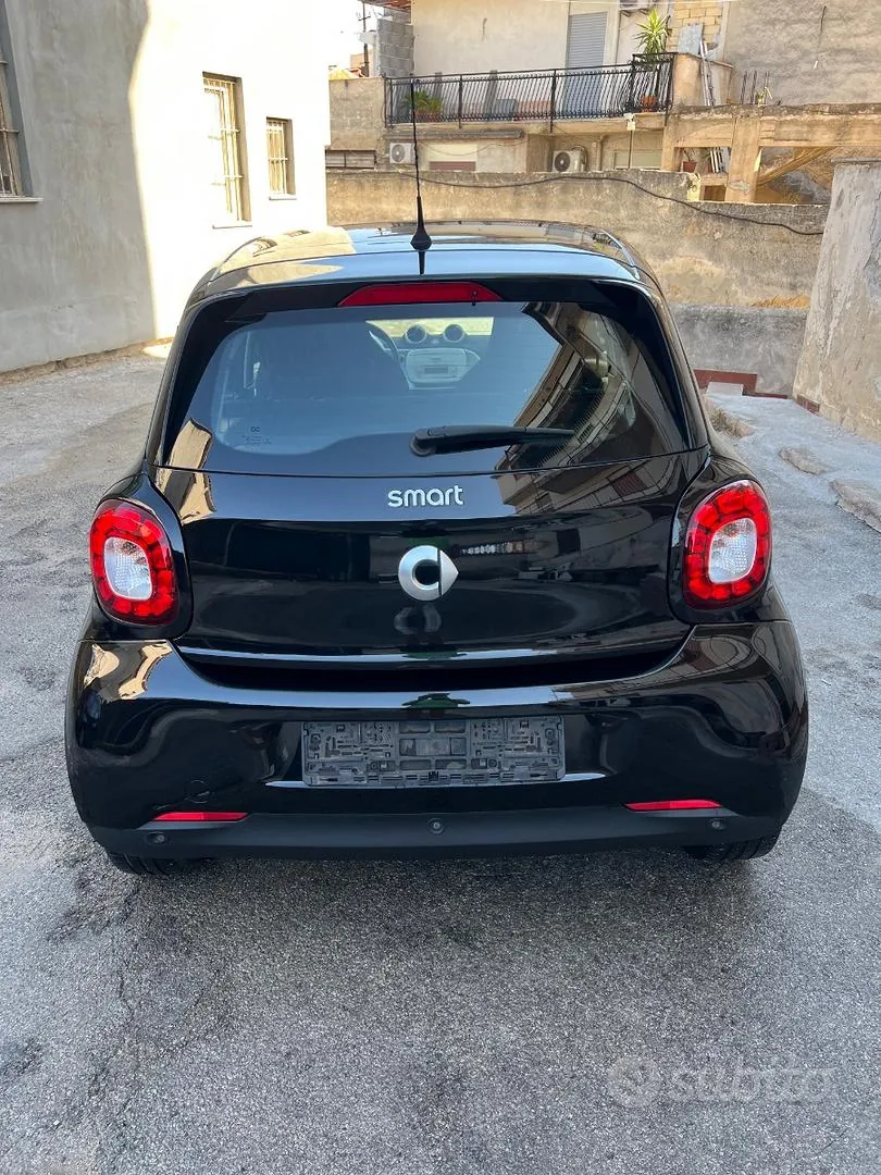 Smart Forfour 2016 photo 3