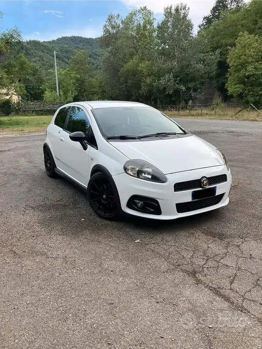 Abarth Grande Punto 2008 photo 4