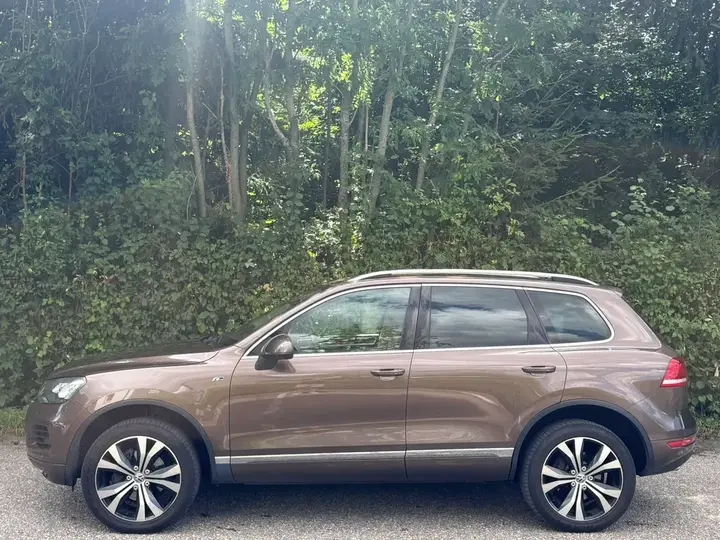 Volkswagen Touareg 2013 photo 3