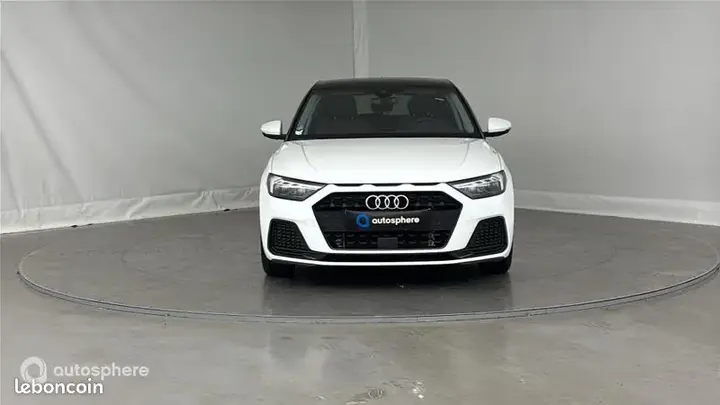 Audi A1 2023 photo 2