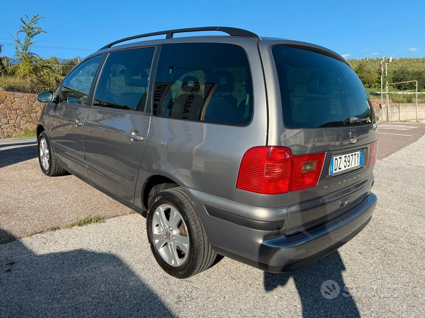 Seat Alhambra 2009 photo 5