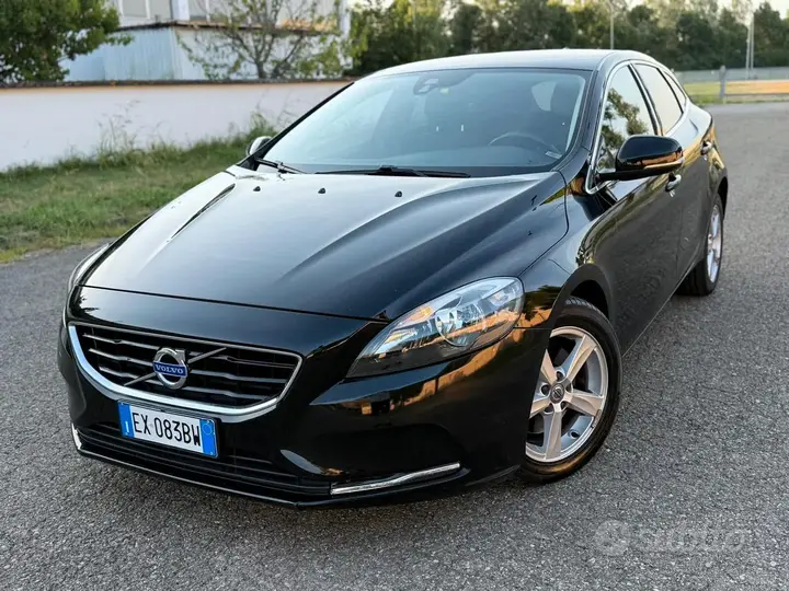 Volvo V40 2015 photo 4