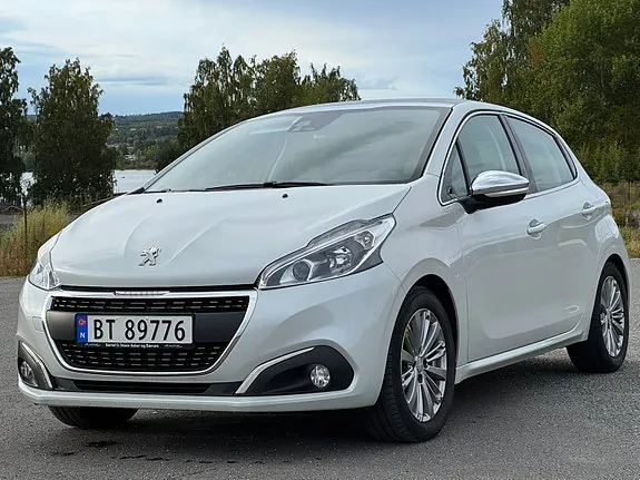 Peugeot 208 2018 photo 2