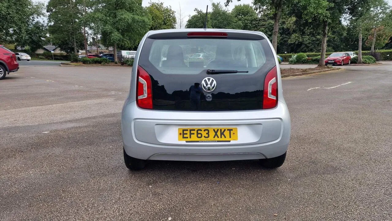 Volkswagen Up 2014 photo 5