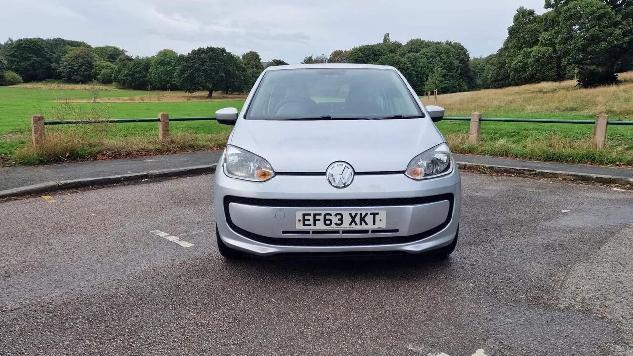 Volkswagen Up 2014 photo 2