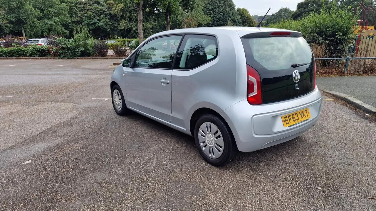 Volkswagen Up 2014 photo 4