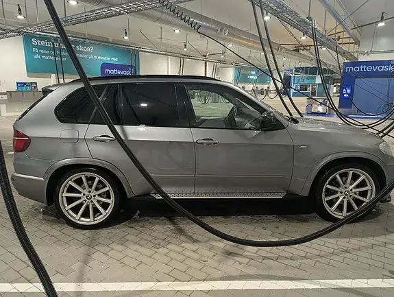 BMW X5 2011 photo 4