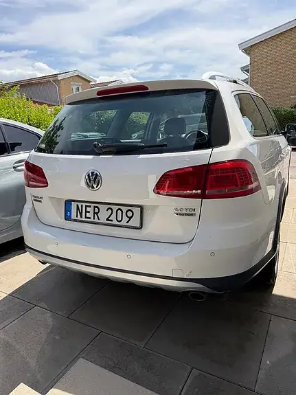 Volkswagen Passat Alltrack 2013 photo 2