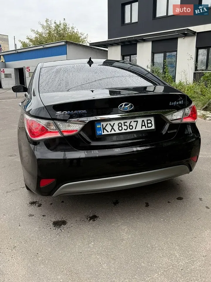 Hyundai Sonata 2013 photo 4