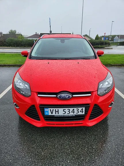 Ford Focus 2013 photo 2