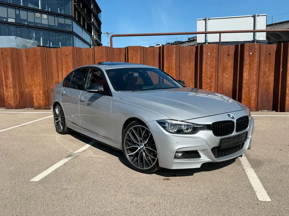 BMW F30