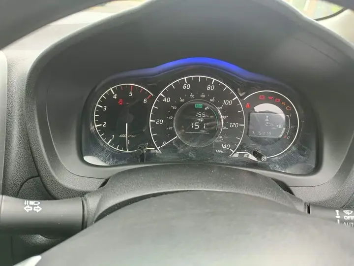 Nissan Note 2014 photo 4