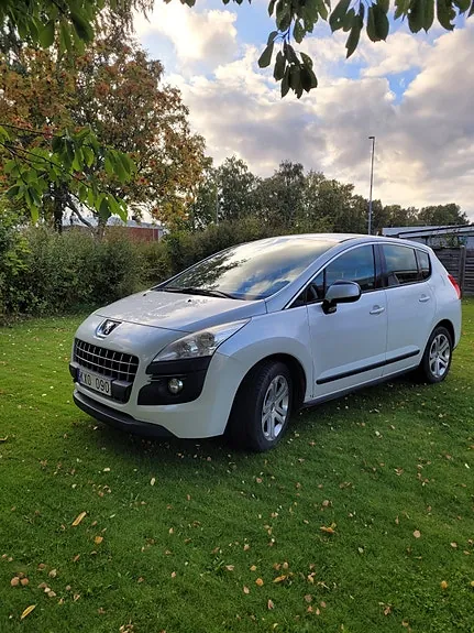 Peugeot 3008 2010 photo 4