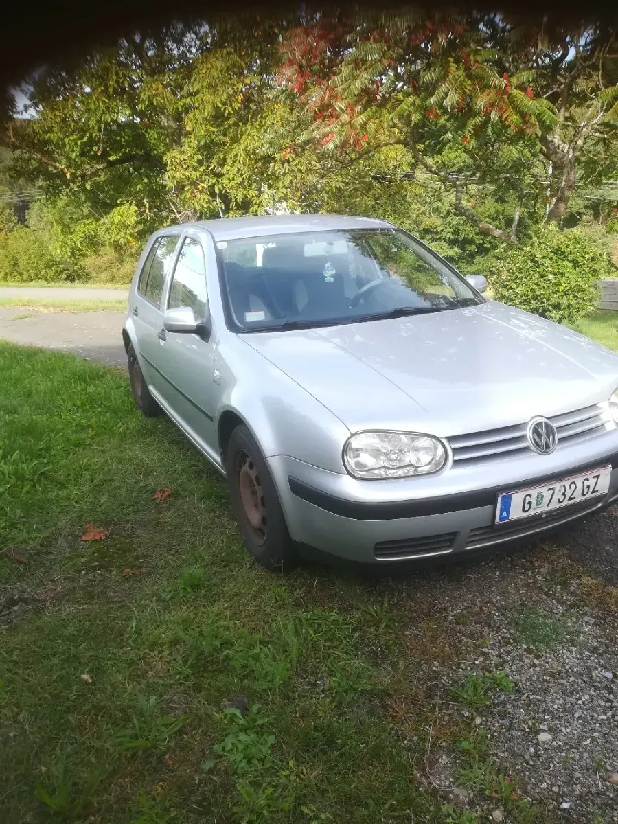 Volkswagen Golf 2002 photo 3