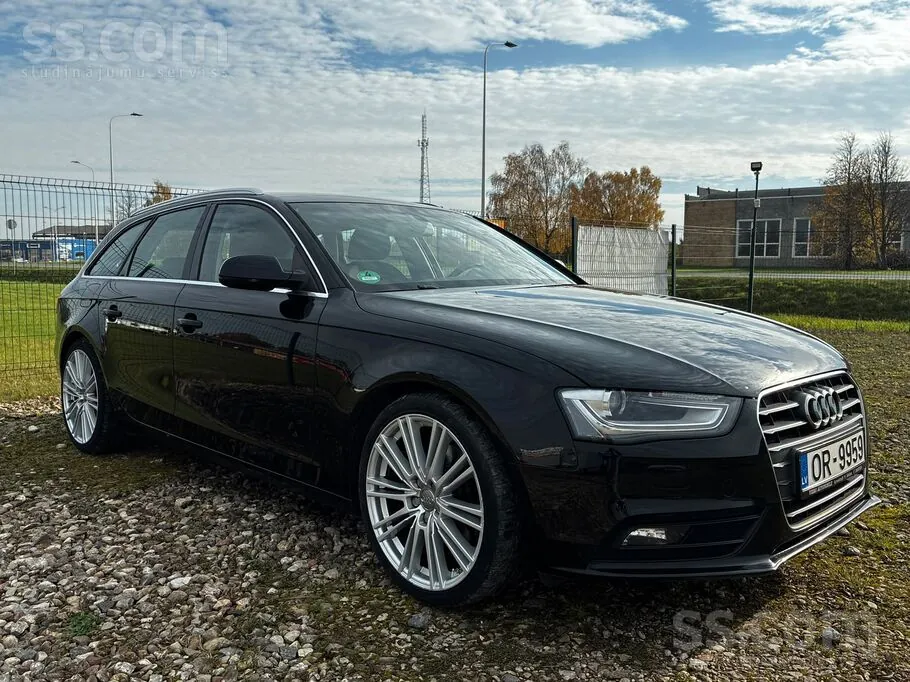 Audi A4 2012 photo 3