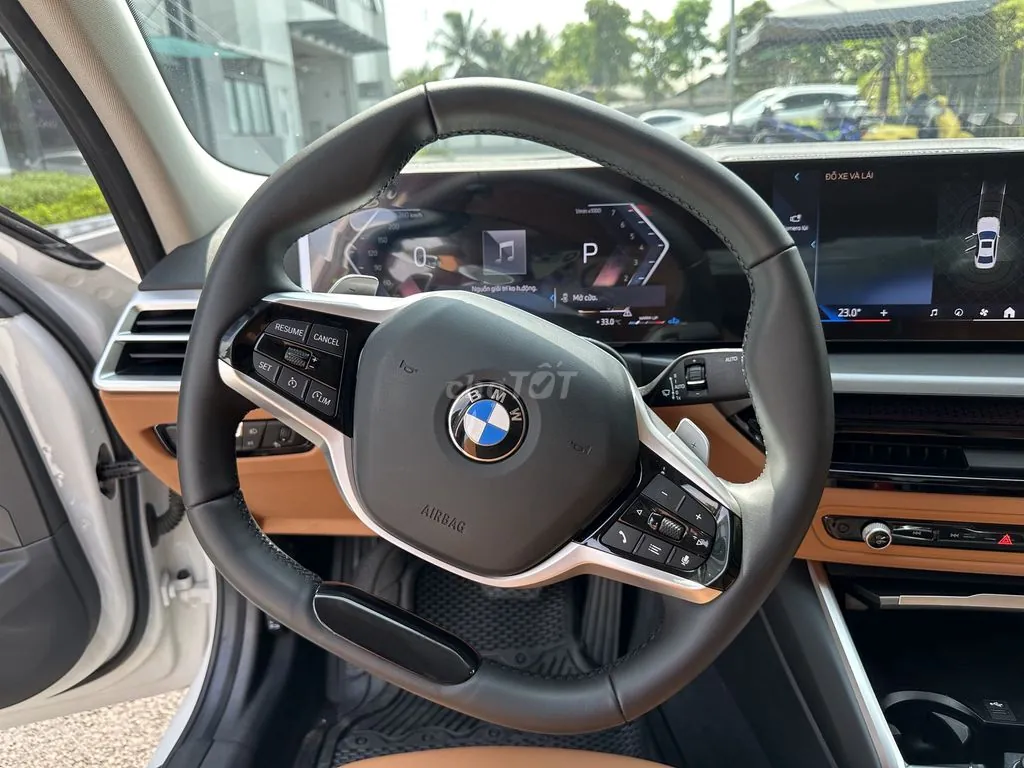BMW 3 Series 2025 photo 4