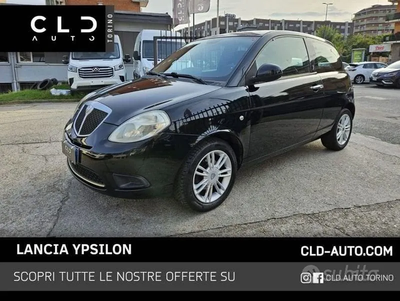 Lancia Ypsilon