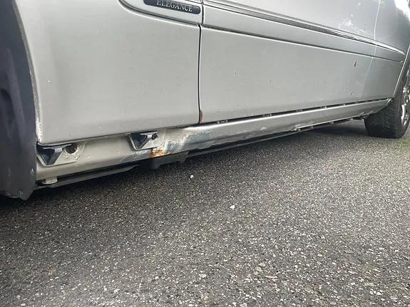 Mercedes-Benz E200 2004 photo 4