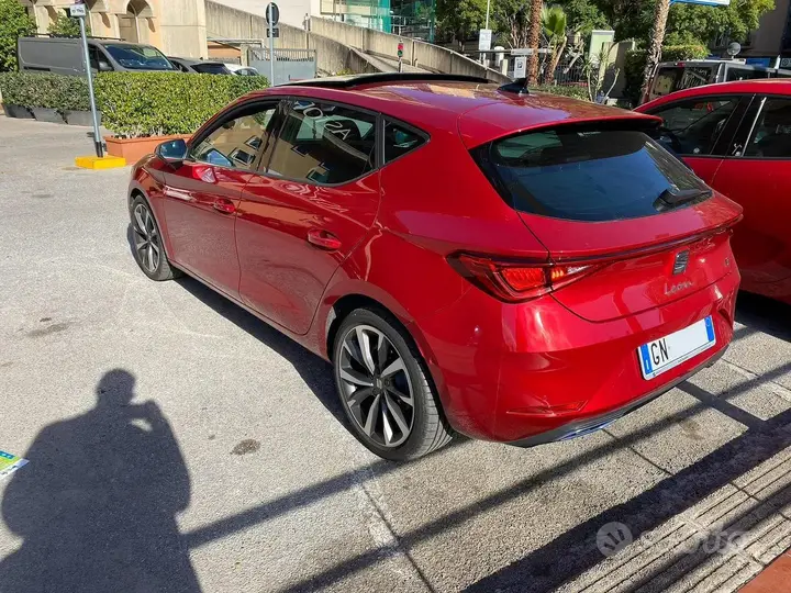 Seat Leon 2023 photo 3