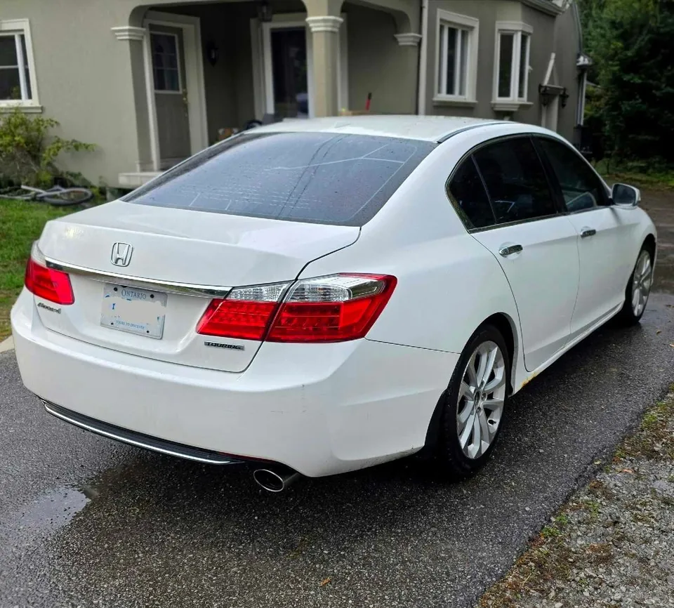 Honda Accord 2015 photo 2
