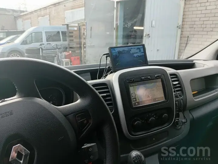 Renault Trafic 2014 photo 4