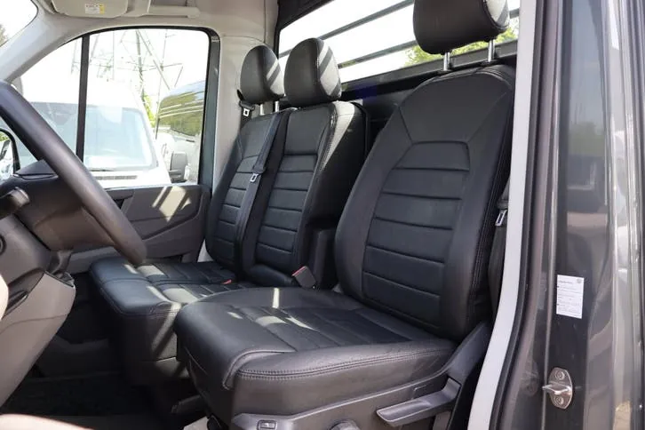 Volkswagen Crafter 2019 photo 2