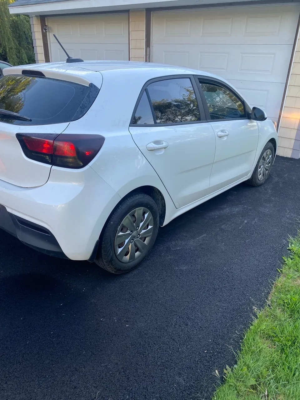 Kia Rio 2018 photo 2