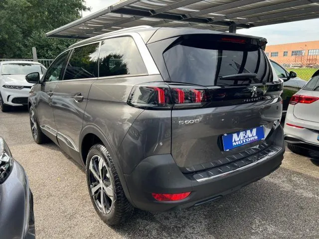 Peugeot 5008 2024 photo 4