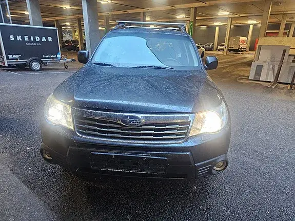 Subaru Forester 2009 photo 2