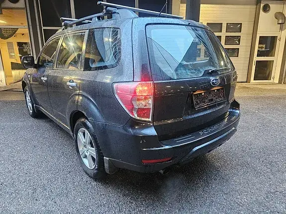 Subaru Forester 2009 photo 4
