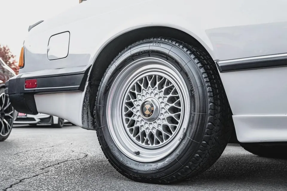 BMW 6 Series 1987 photo 4