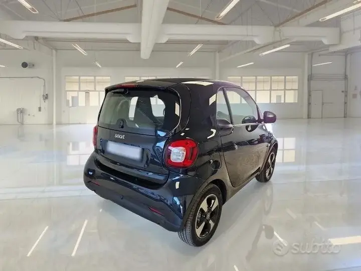 Smart Fortwo 2022 photo 4