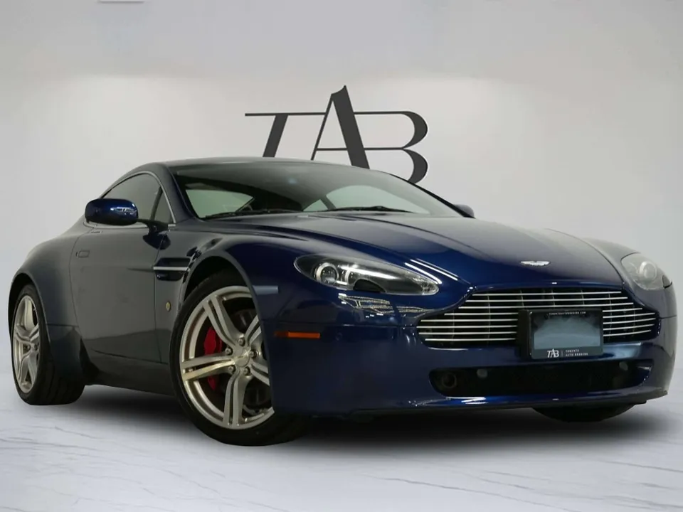 Aston Martin V8 Vantage 2009 photo 2
