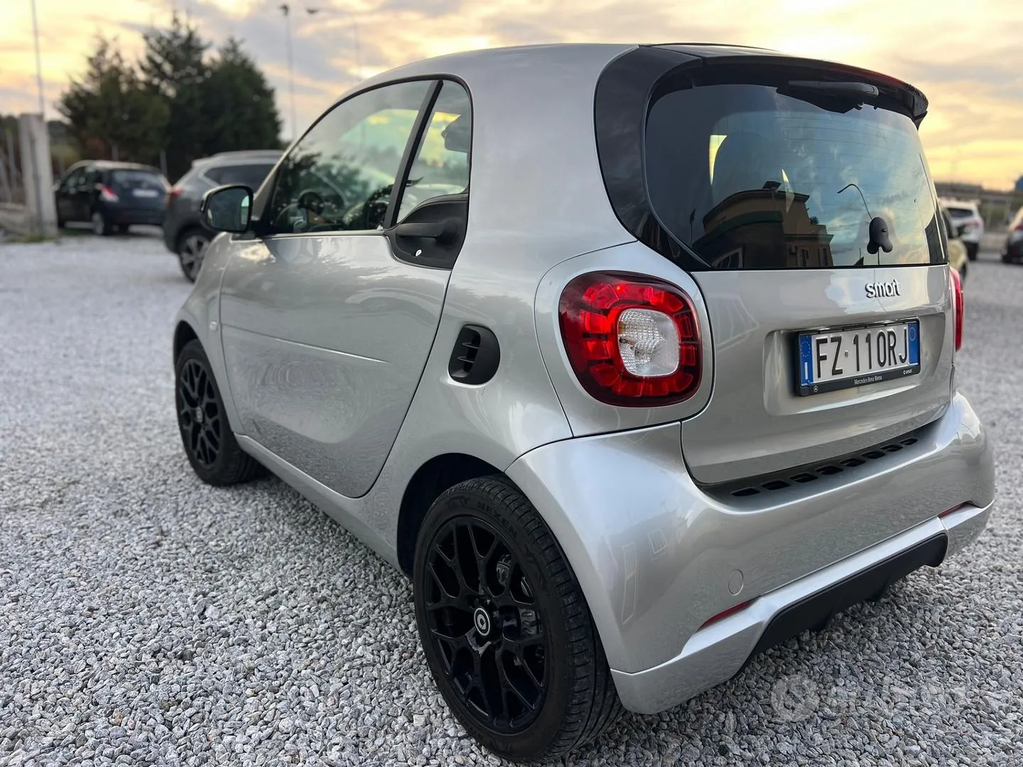 Smart Fortwo 2019 photo 4