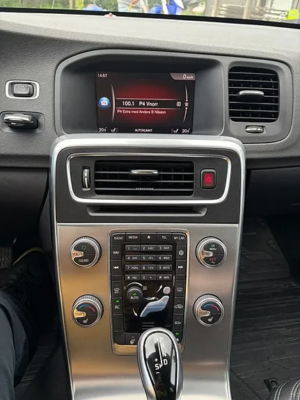 Volvo V60 2018 photo 3