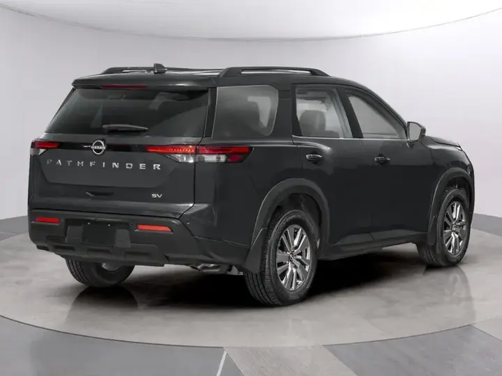 Nissan Pathfinder 2024 photo 2