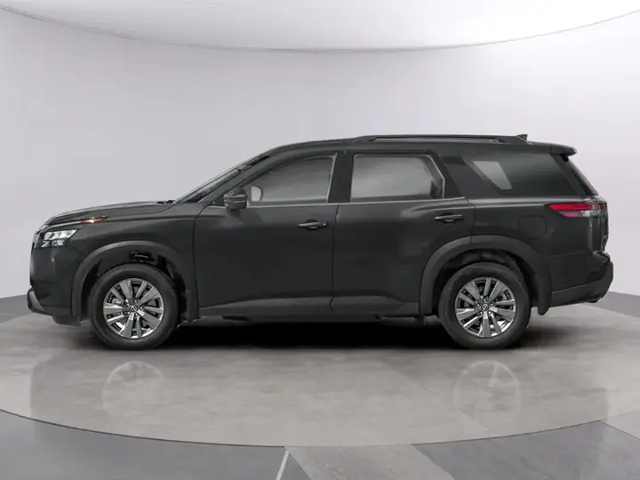 Nissan Pathfinder 2024 photo 3